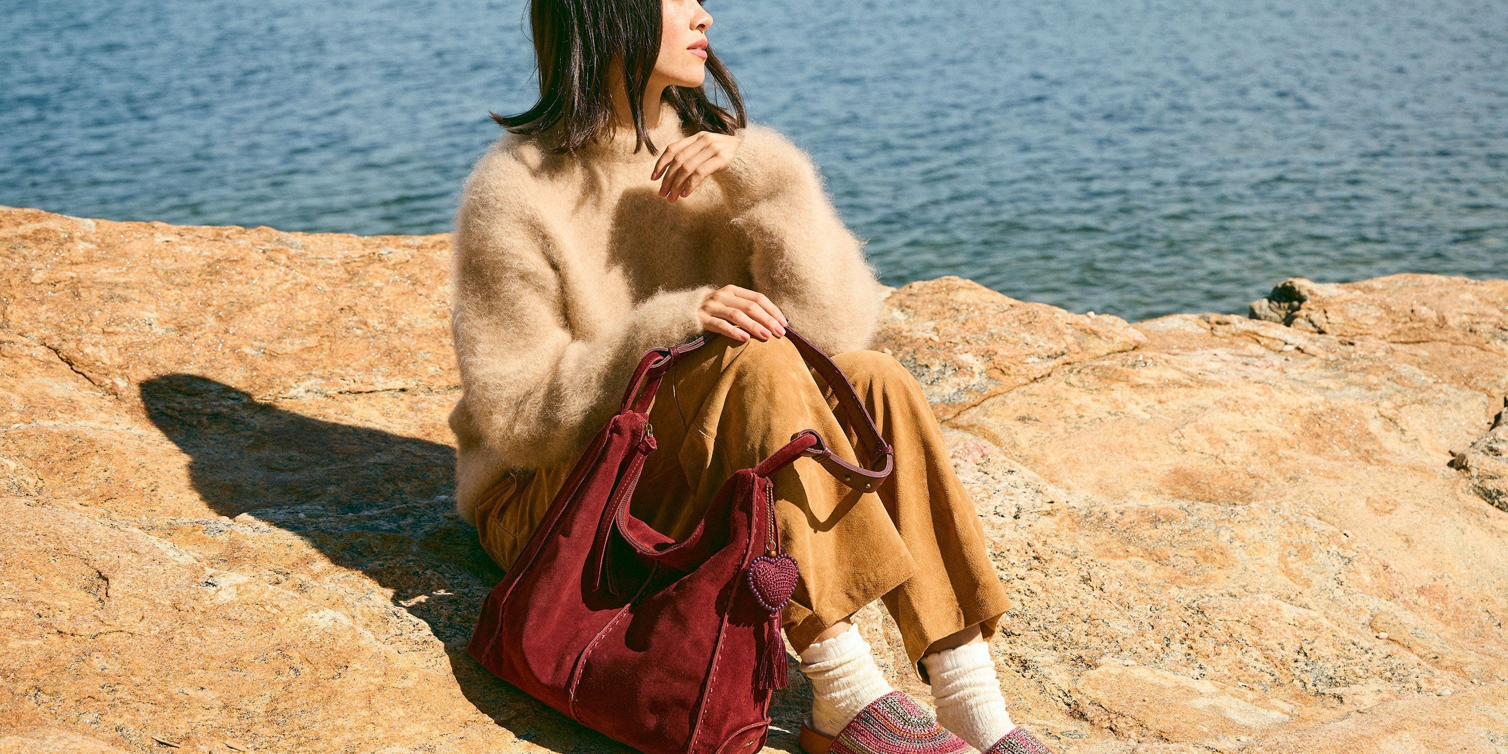 The Fall Style Guide: Rich Textures, Timeless Bags, and the Colors Defining the Season