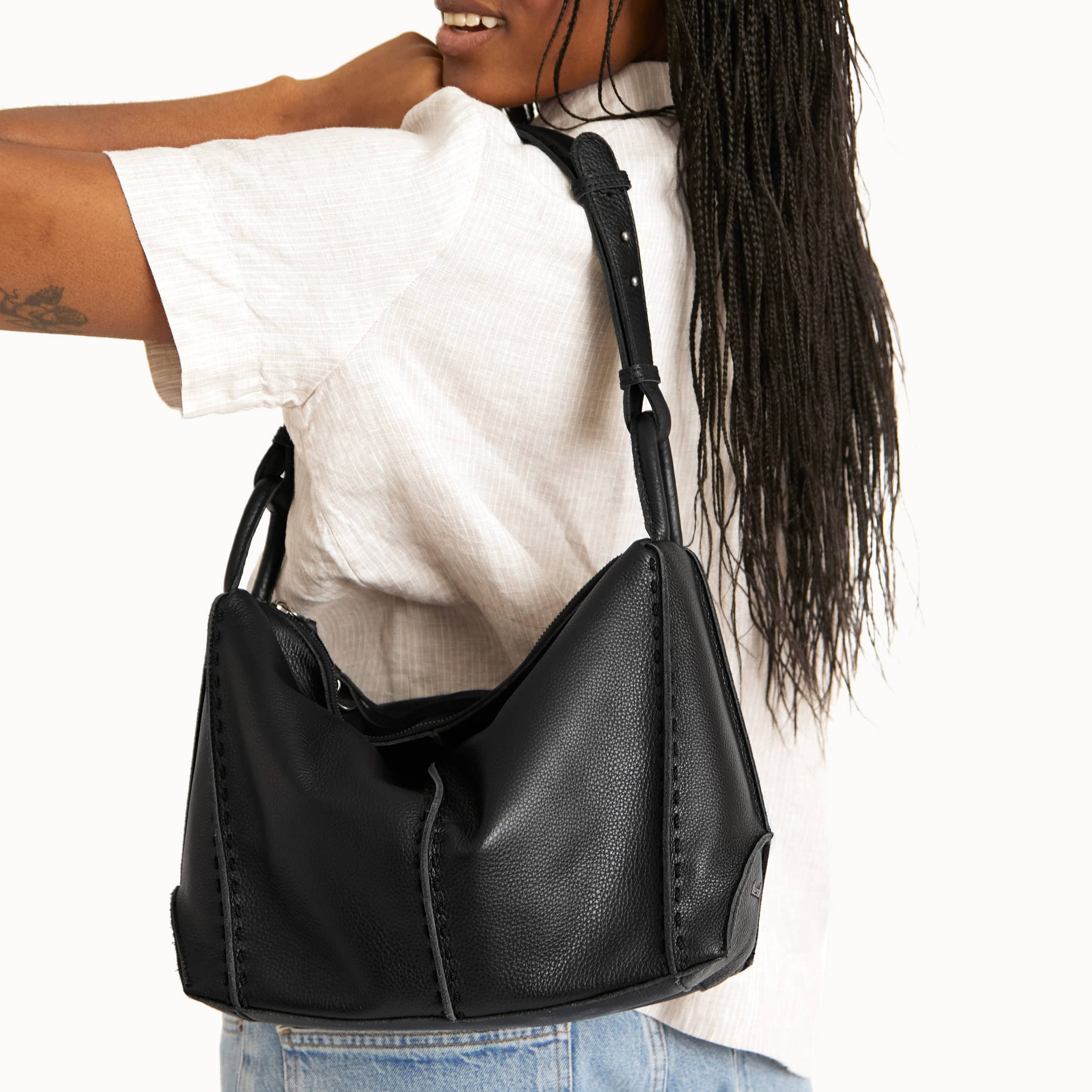The Sak Los Feliz Hobo - Leather - Black