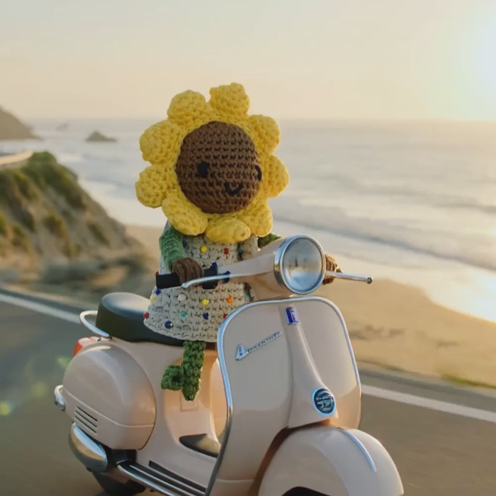 The Sak Sunbudz Sunflower Dangle - Hand Crochet - Dottee
